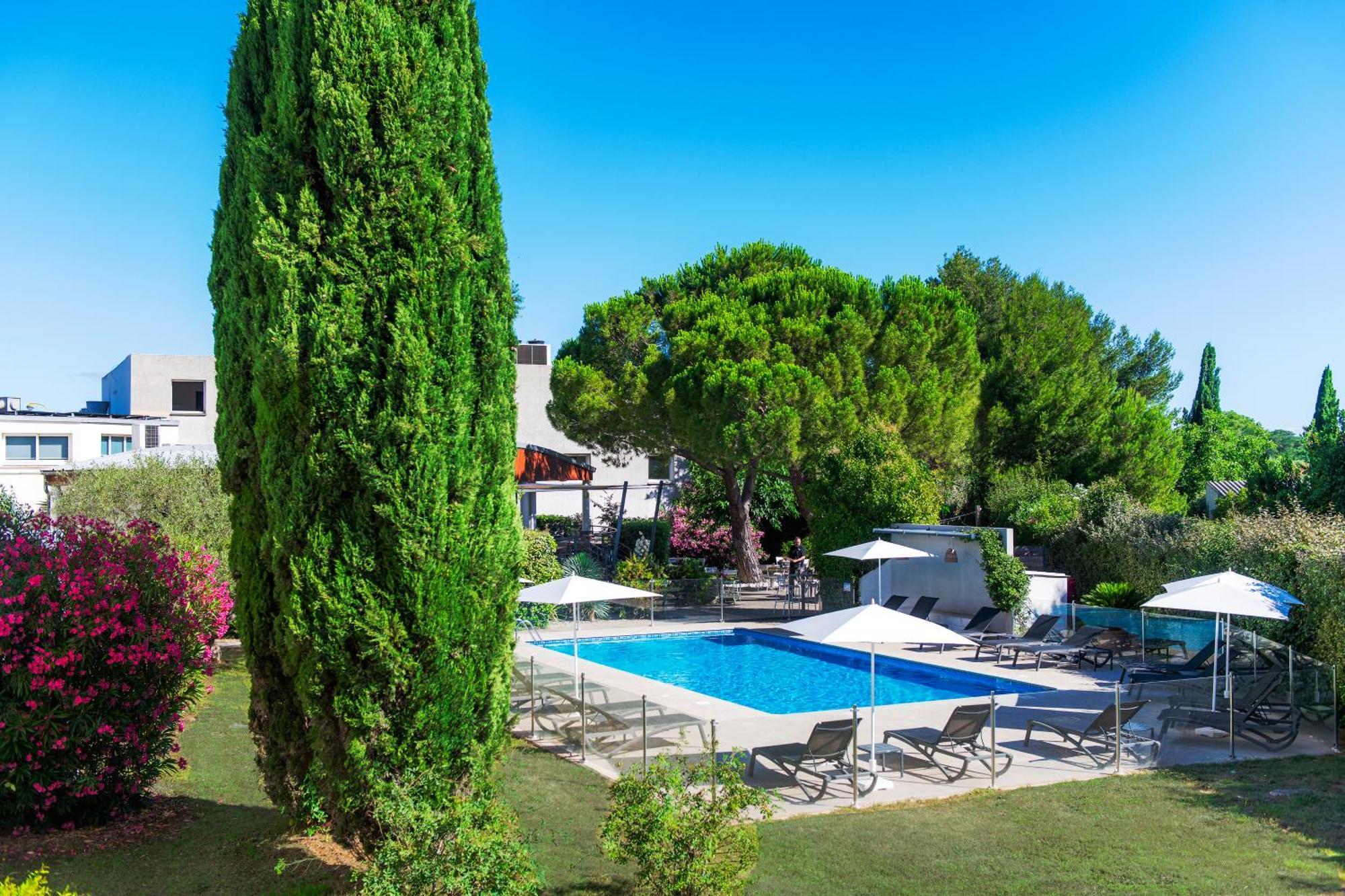 Kyriad Montpellier Est - Lunel Lunel  Dış mekan fotoğraf