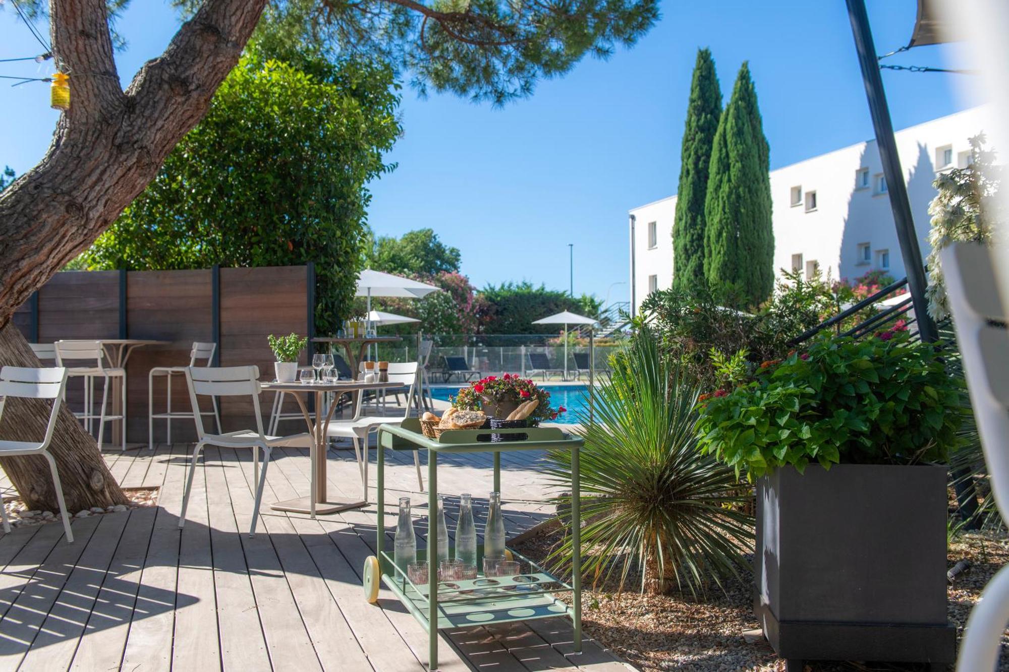 Kyriad Montpellier Est - Lunel Lunel  Dış mekan fotoğraf