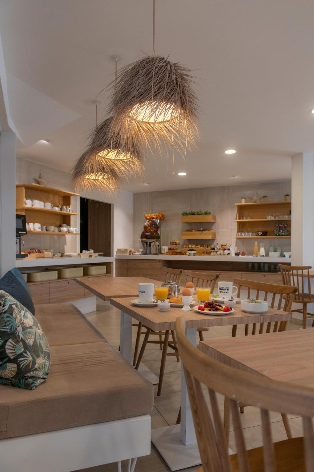 Kyriad Montpellier Est - Lunel Lunel  Dış mekan fotoğraf